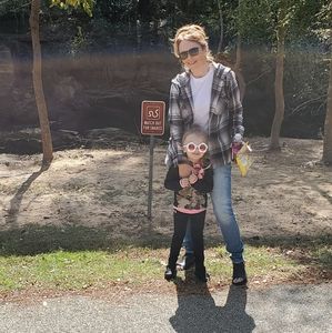 Meet your Posher, Tia